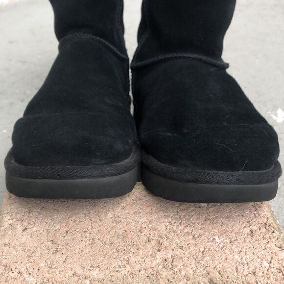 Ugg Mini Turnlock - Picture 3 of 7